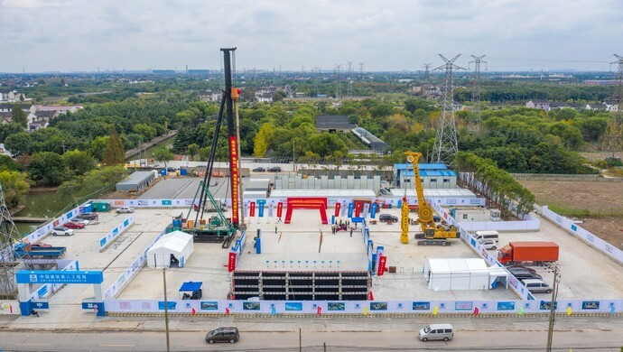 施工現(xiàn)場(chǎng)概覽